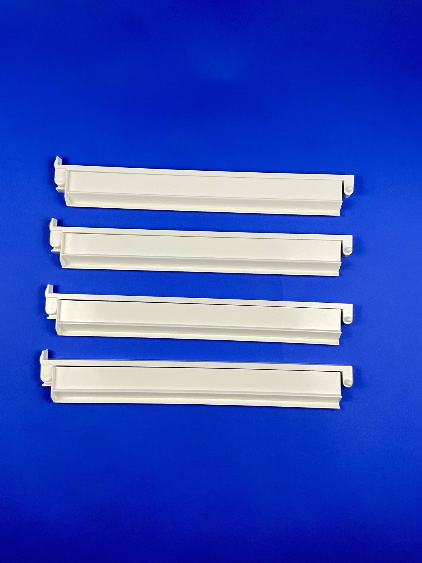 White Acrylic Rack and Pusher Set