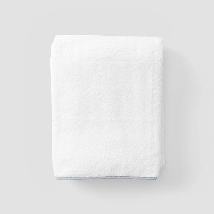 Weezie - Signature Bath Towel