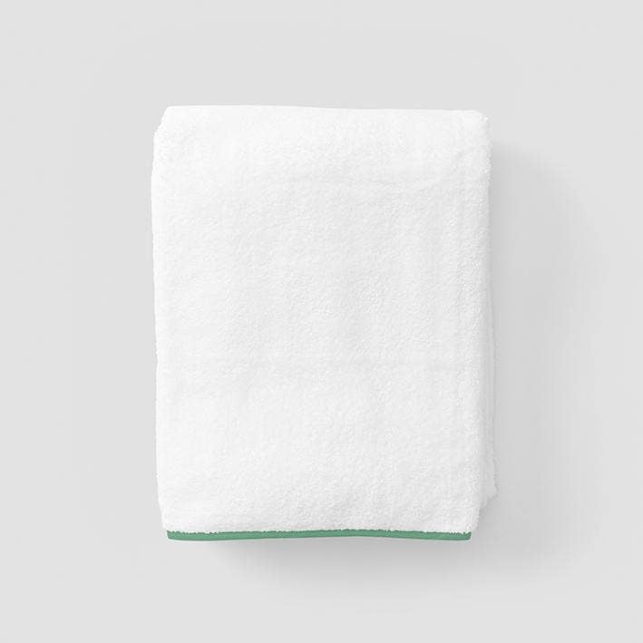 Weezie - Signature Bath Towel