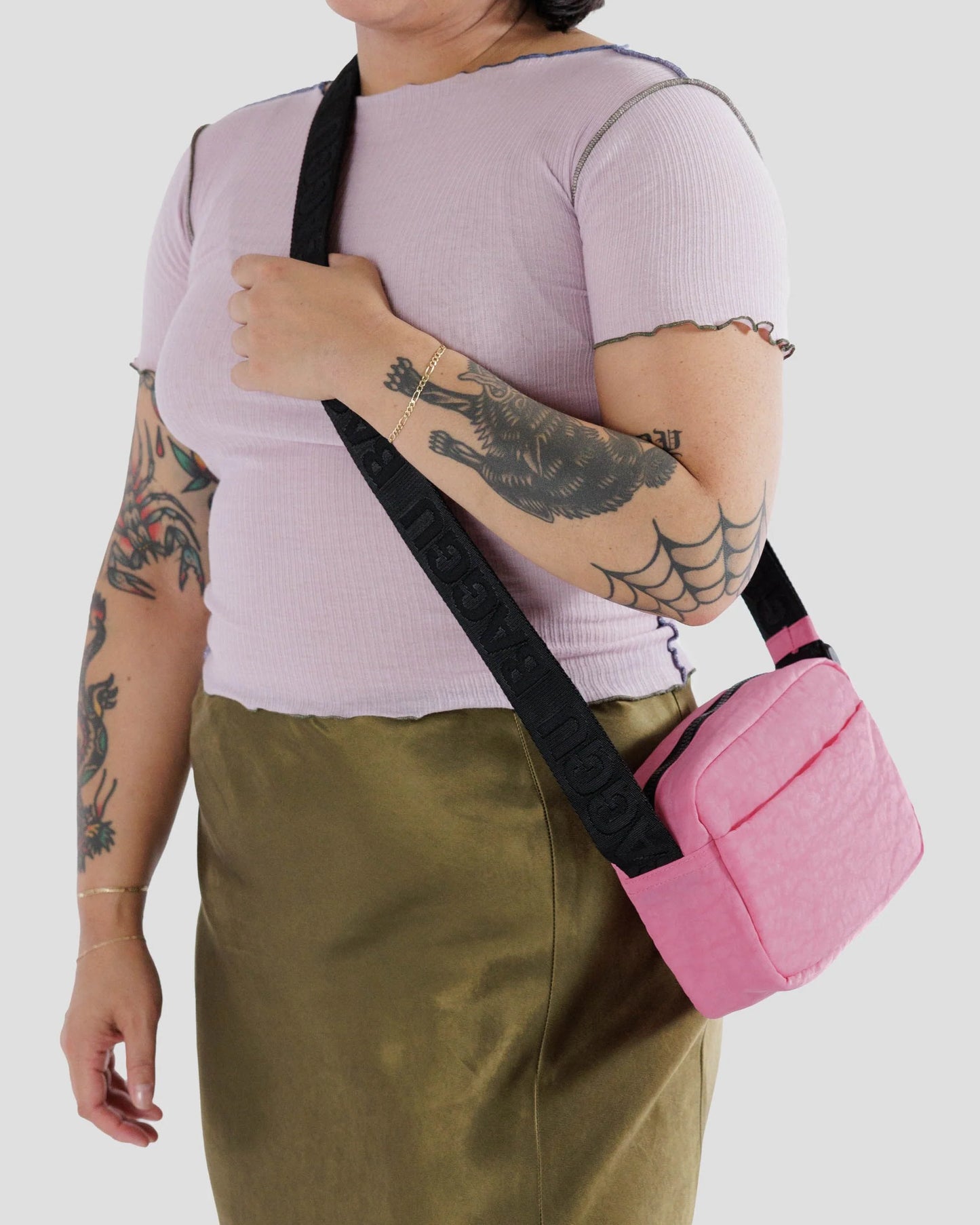 Baggu Camera Crossbody - Azalea Pink